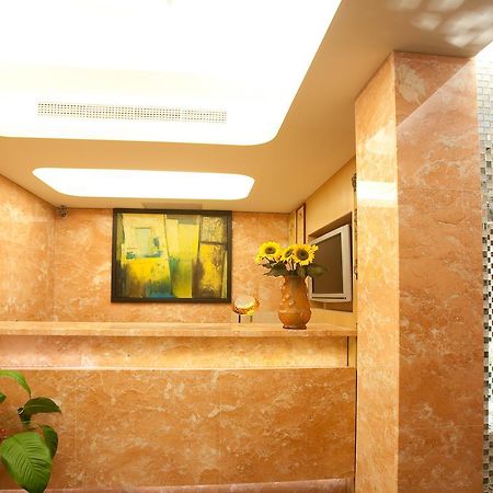 Holyone Hotel Тайпей Екстериор снимка
